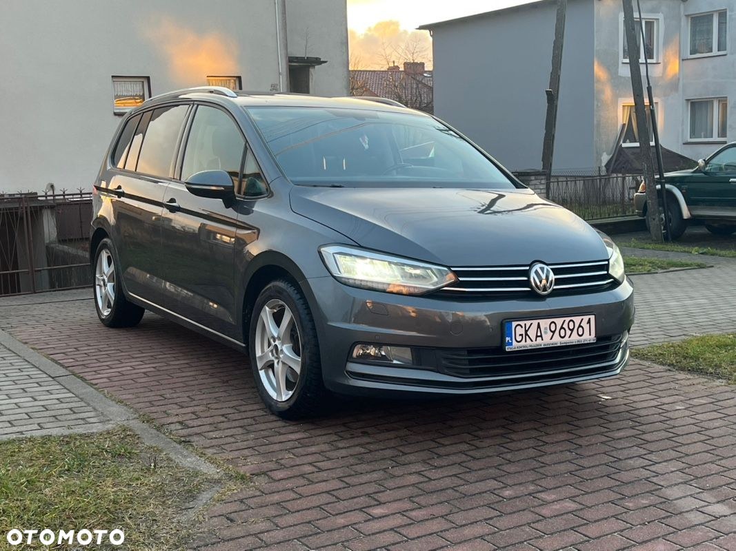 Volkswagen Touran 1.6 TDI SCR BlueMotion Technology DSG Comfortline - 2
