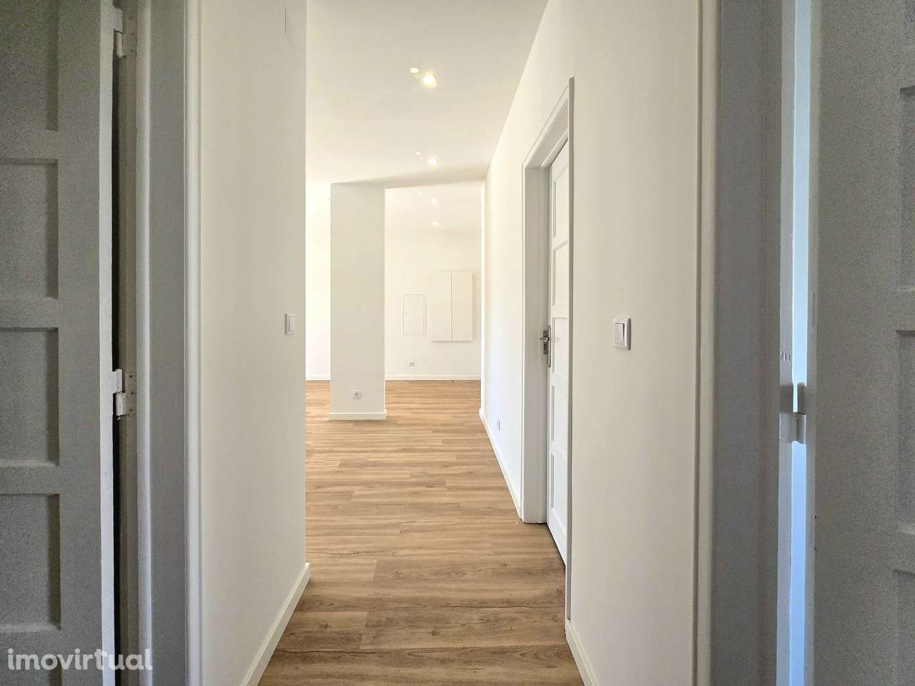 T3 totalmente remodelado para arrendamento no centro de Santarém - Grande imagem: 2/18