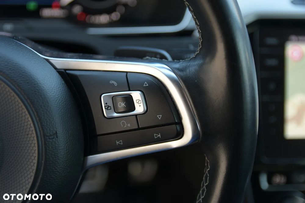 Volkswagen Arteon 2.0 TSI 4Motion R-Line DSG - 33