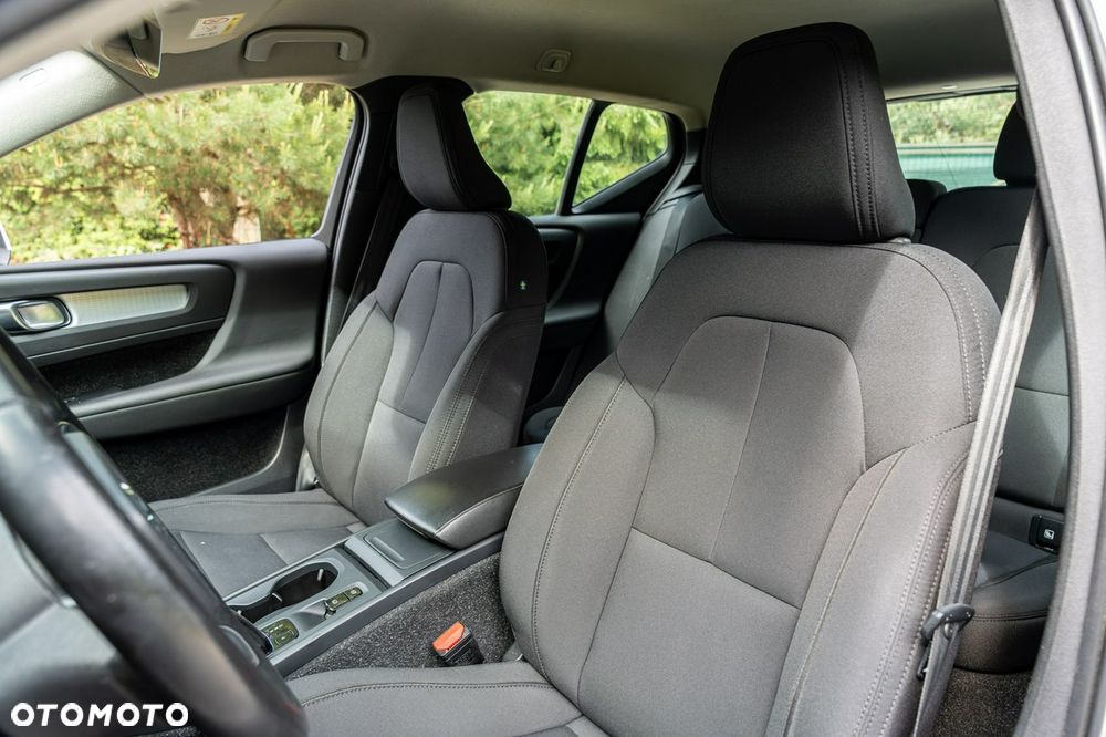 Volvo XC 40 D3 Momentum Pro - 20
