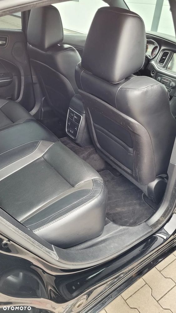 Dodge Charger 3.6 GT - 17