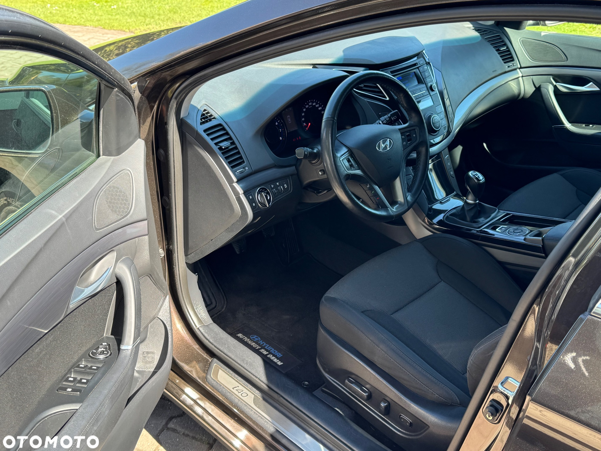 Hyundai i40 Kombi blue 1.6 Space - 14