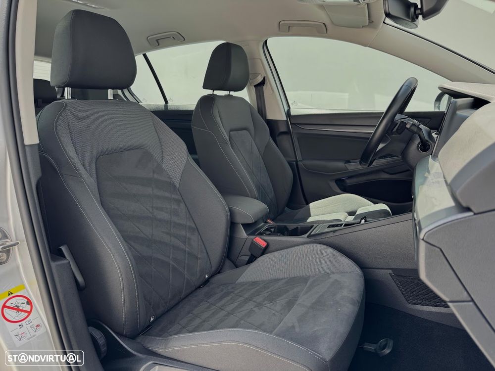 VW Golf 1.4 TSI e-Hybrid DSG - 13