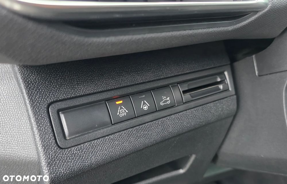 Peugeot 3008 1.5 BlueHDi GT S&S EAT8 - 16