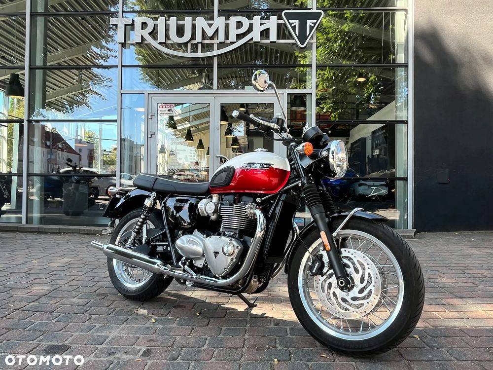 Triumph Bonneville - 5