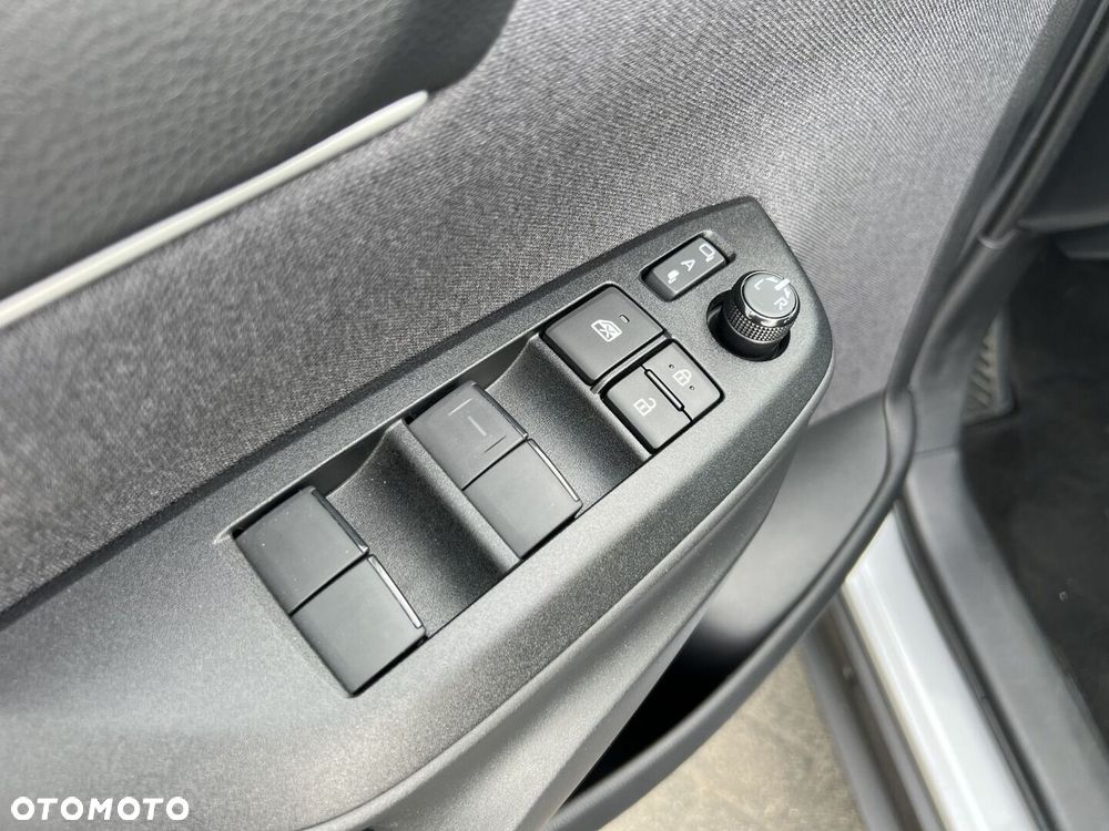 Toyota Yaris Cross Hybrid 1.5 Comfort - 23