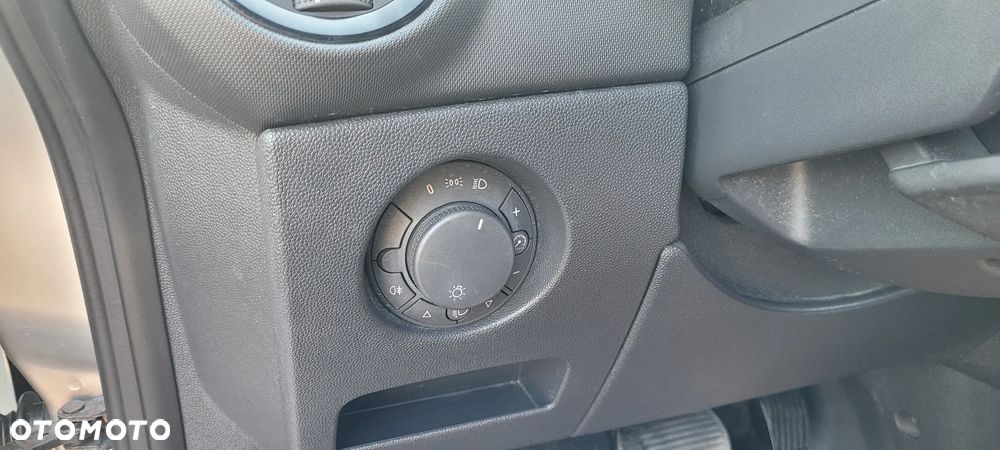 Opel Corsa - 14