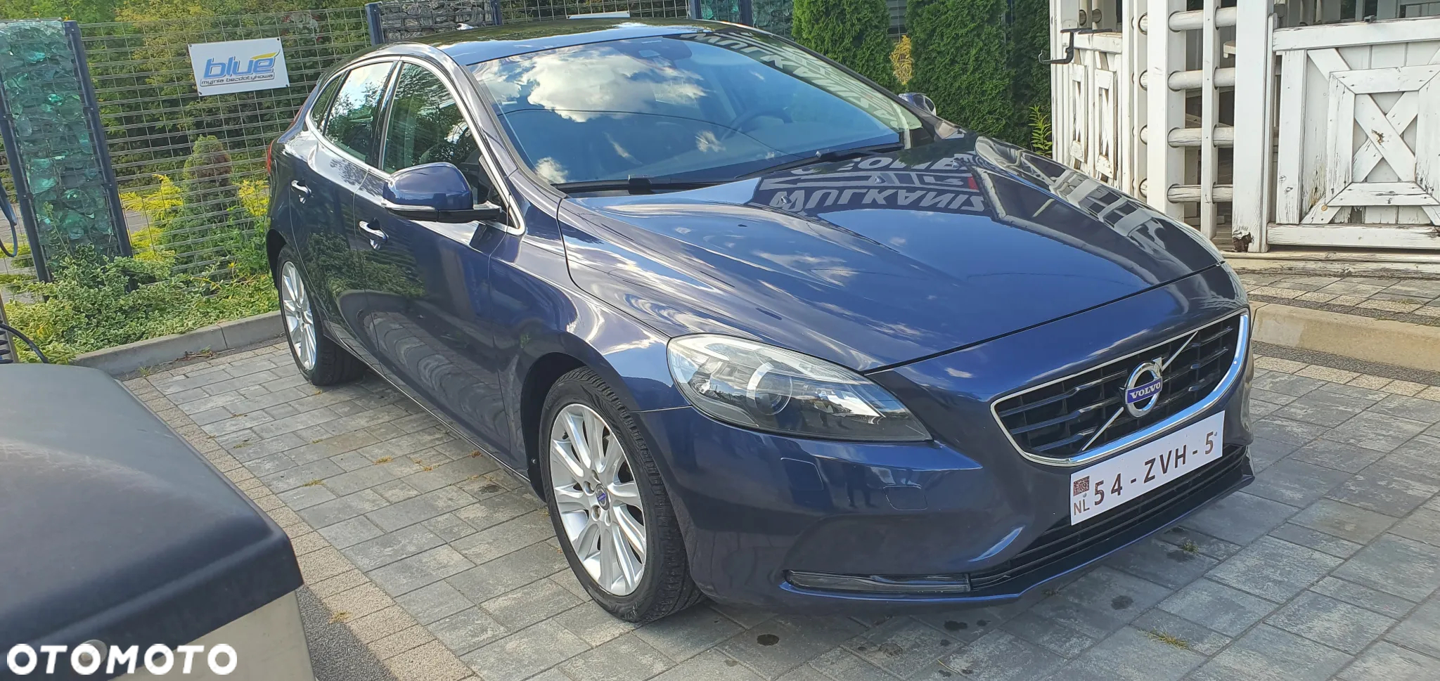 Volvo V40 D2 Summum - 4