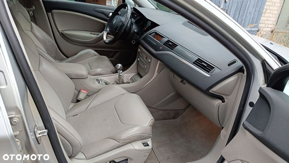 Citroën C5 2.0 HDi Exclusive - 10
