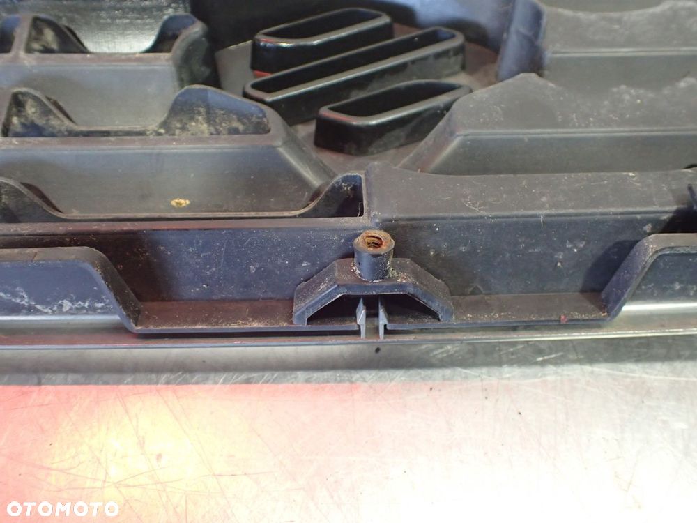 GRILL ATRAPA SUZUKI WAGON R II 1.3 B - 10