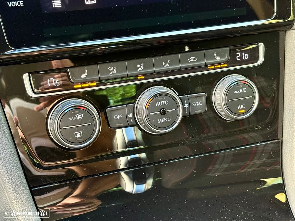 VW Golf 2.0 TSI GTI DSG Performance - 25