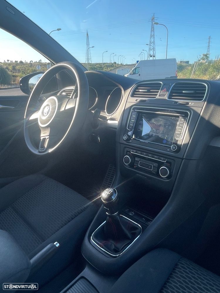 VW Golf 1.6 TDi DPF BlueMotion - 13