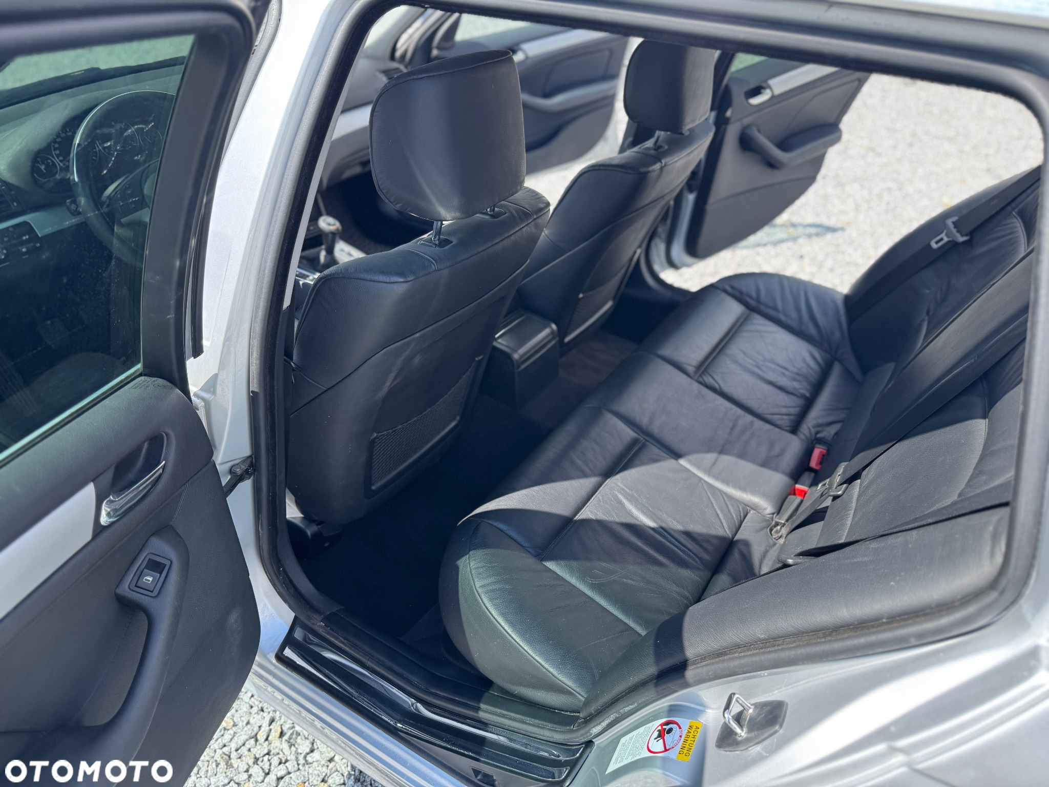 BMW Seria 3 330i Touring Edition Sport - 9
