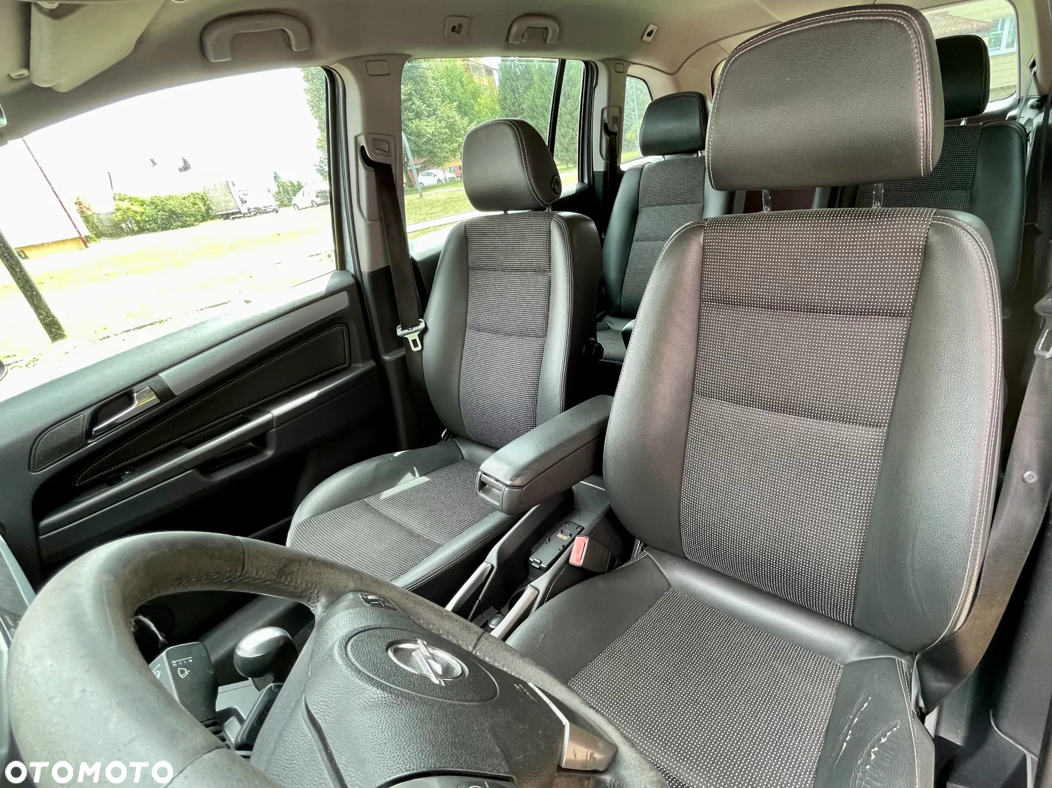 Opel Zafira - 9