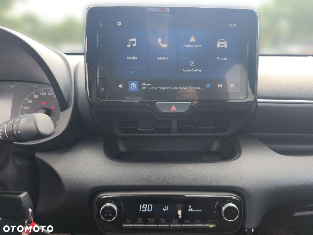 Toyota Yaris - 20