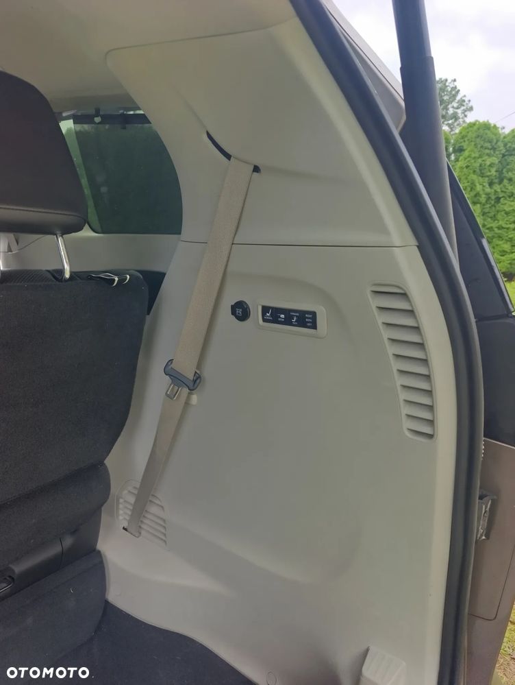 Chrysler Pacifica - 14