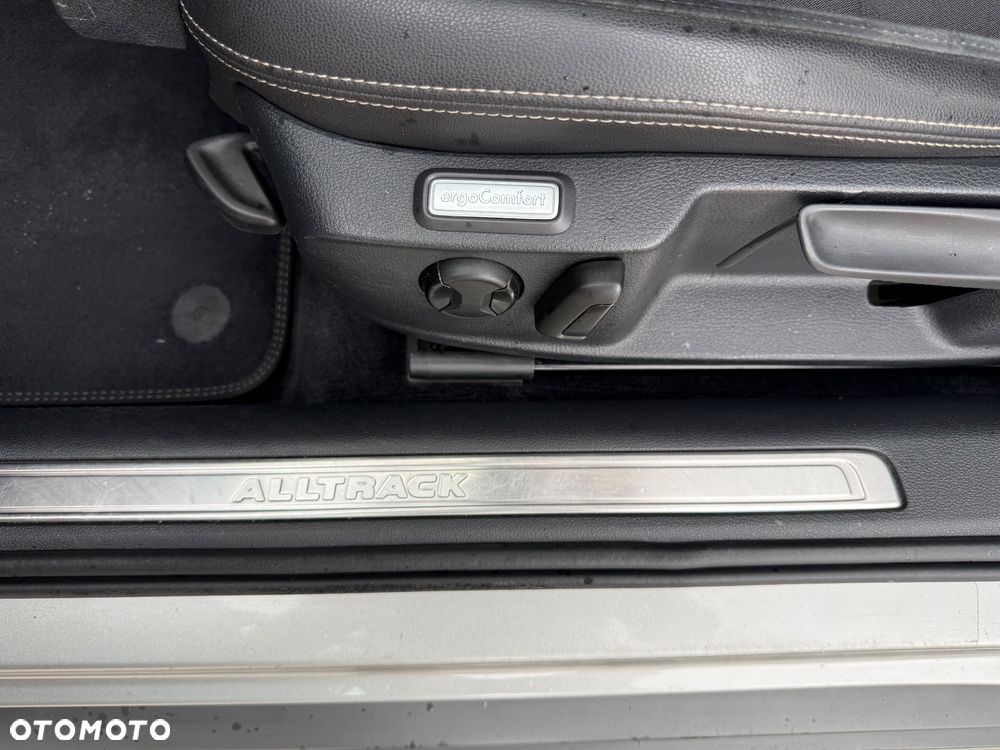 Volkswagen Passat Alltrack 2.0 TDI SCR 4Motion DSG (BMT) - 22