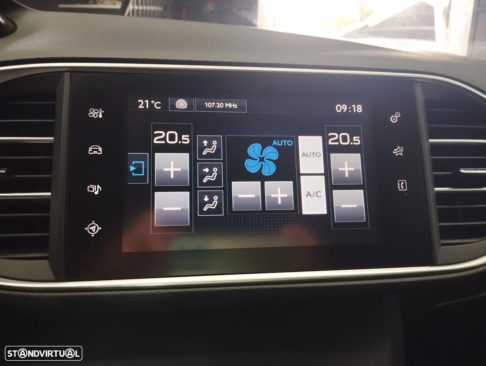 Peugeot 308 SW 1.6 BlueHDi Style - 29