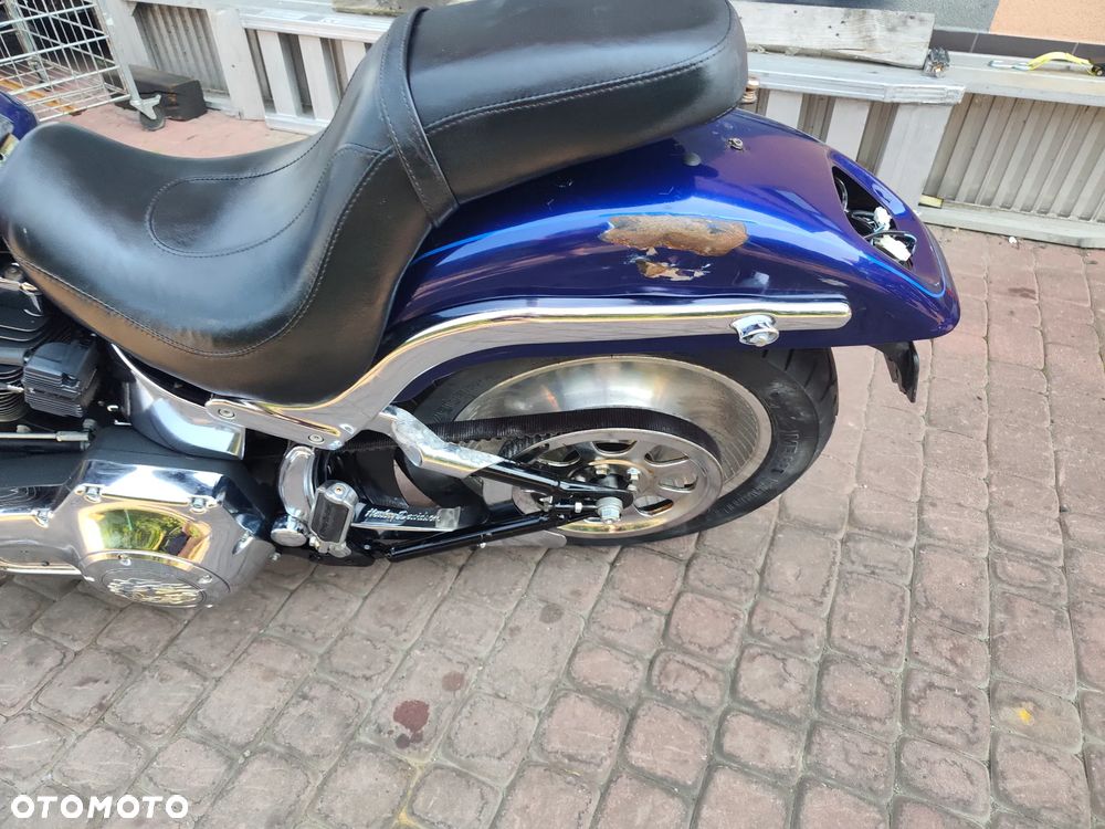 Harley-Davidson Dyna Street Bob - 14