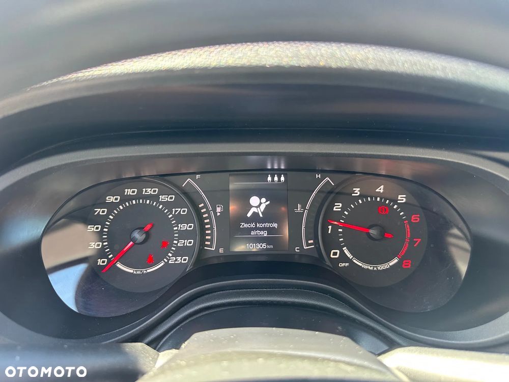 Fiat Tipo - 12
