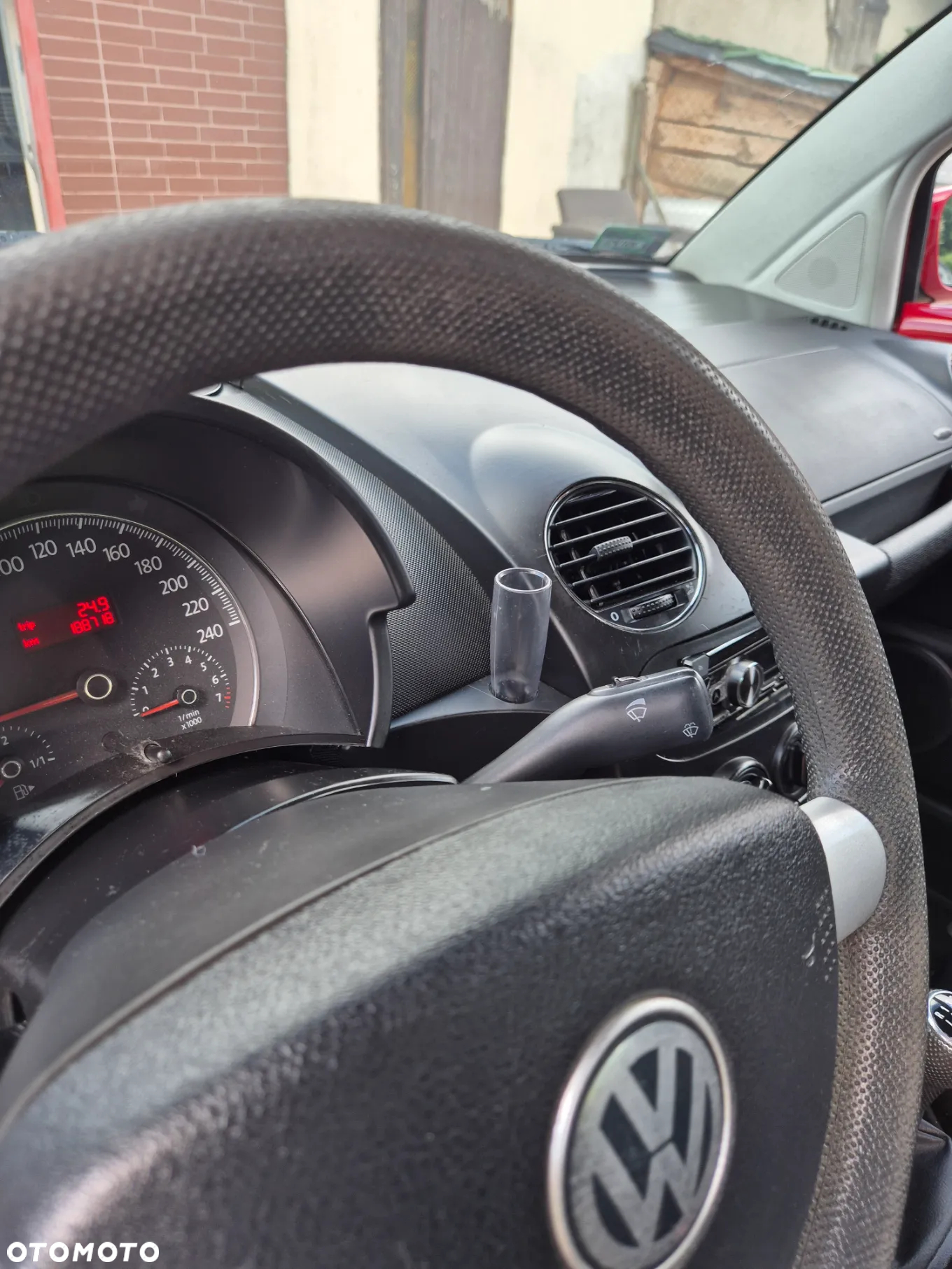 Volkswagen New Beetle 1.6 - 8