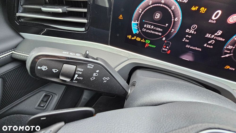 Volkswagen Passat - 28