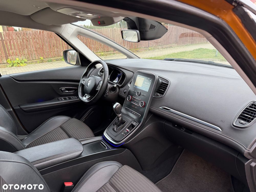 Renault Scenic - 32