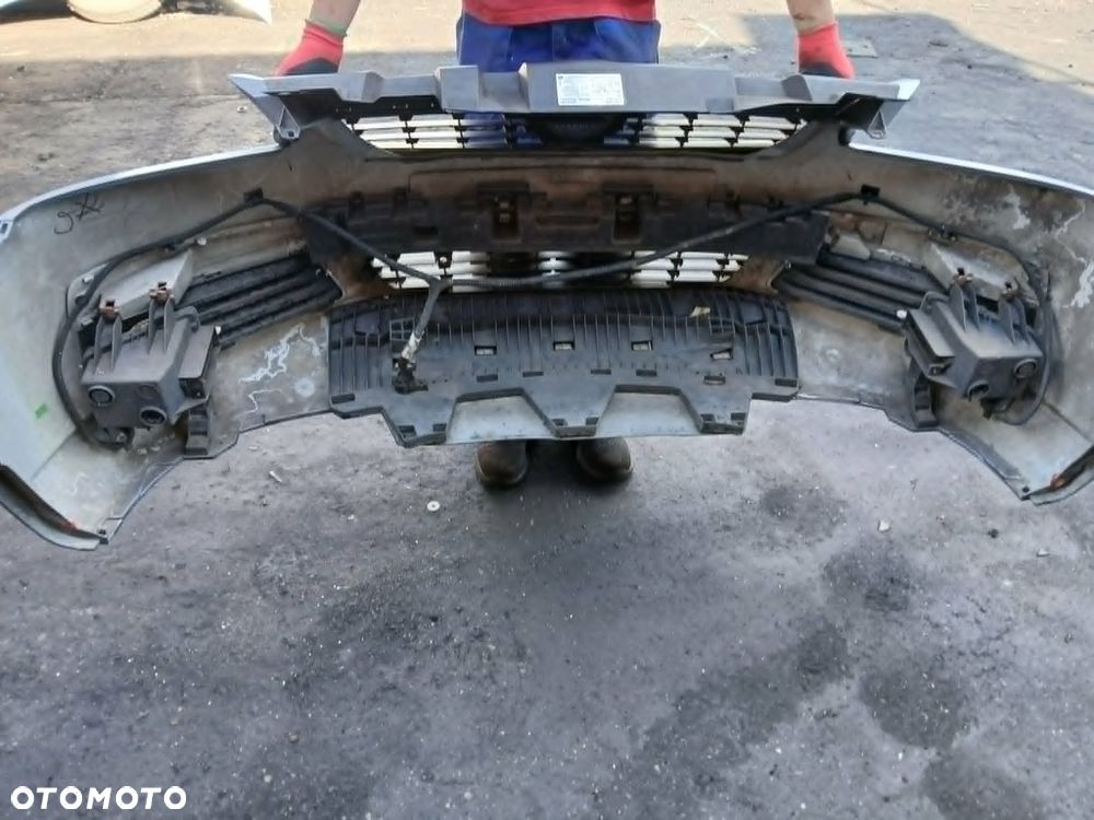 Opel Zafira B zderzak przedni kod lakieru Z163 - 7