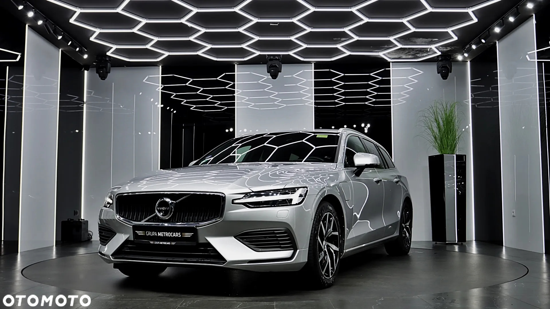 Volvo V60 T6 AWD Geartronic Momentum - 2