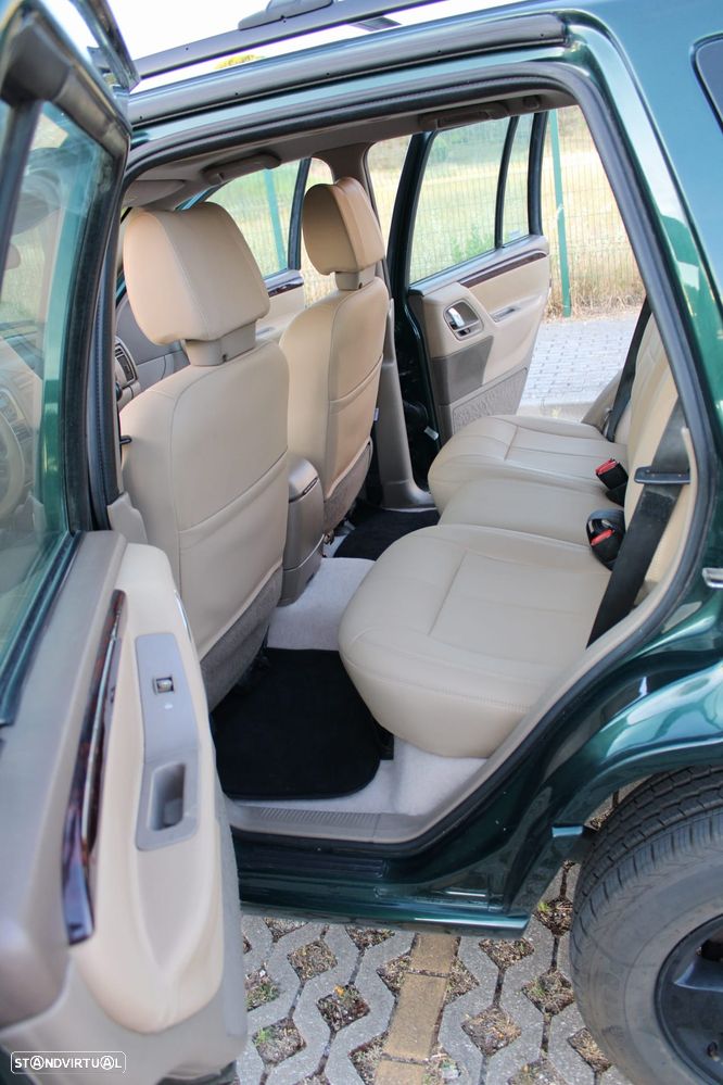 Jeep Grand Cherokee - 27