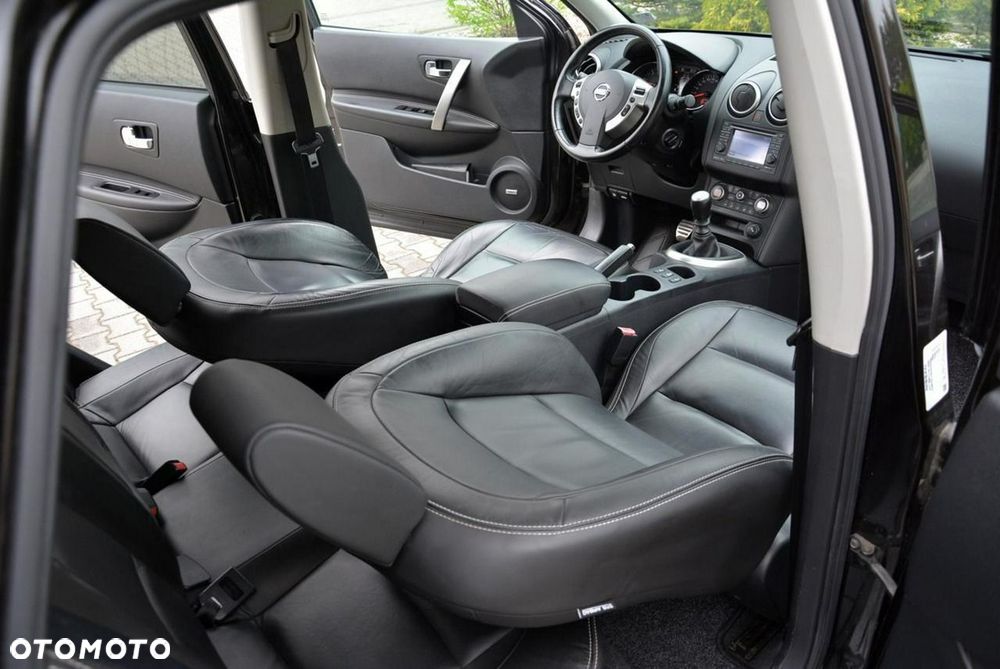 Nissan Qashqai 2.0 dCi Tekna - 17