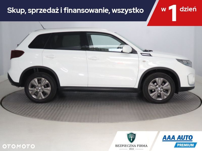Suzuki Vitara - 8