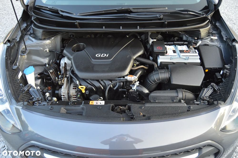 Hyundai i30 blue 1.6 GDI YES Gold - 8