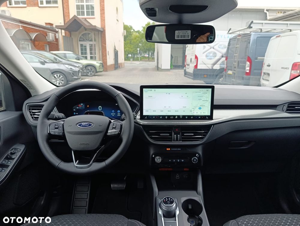 Ford Kuga 2.5 FHEV FWD Titanium - 17
