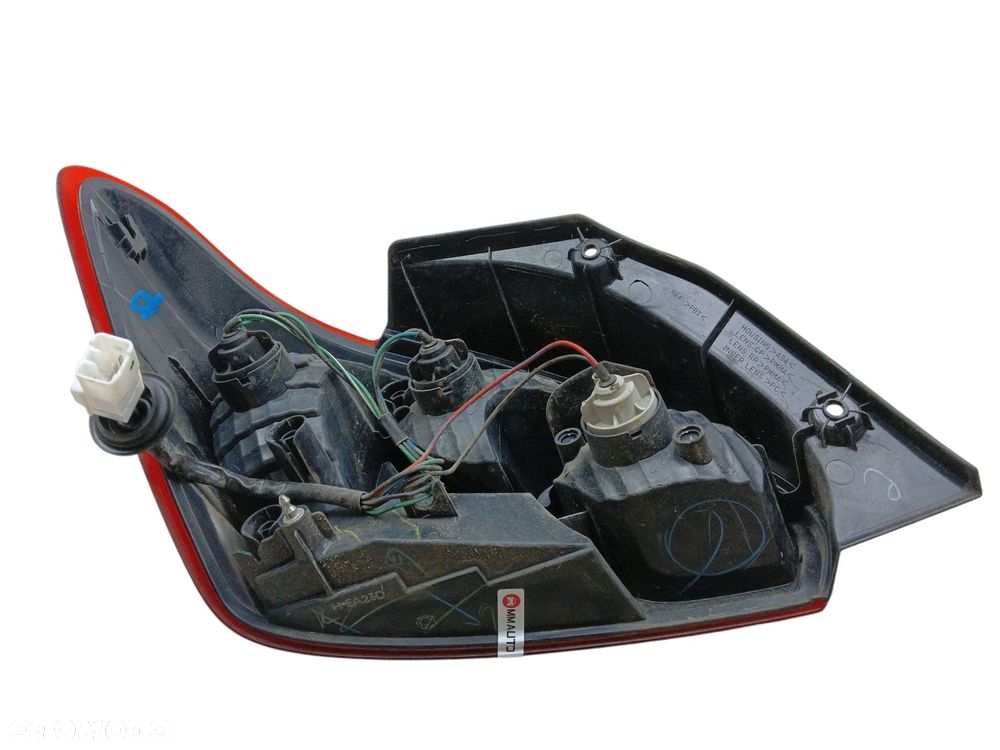 LAMPA PRAWY TYŁ MITSUBISHI SPACE STAR II (2013-2016) 1.0 71KM - 5