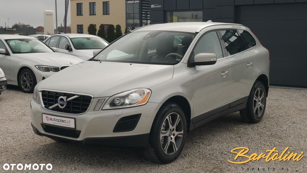 Volvo XC 60 - 4