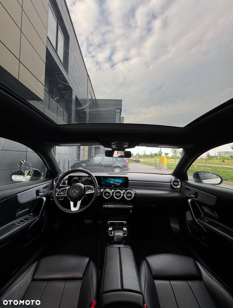Mercedes-Benz Klasa A 220 7G-DCT - 16