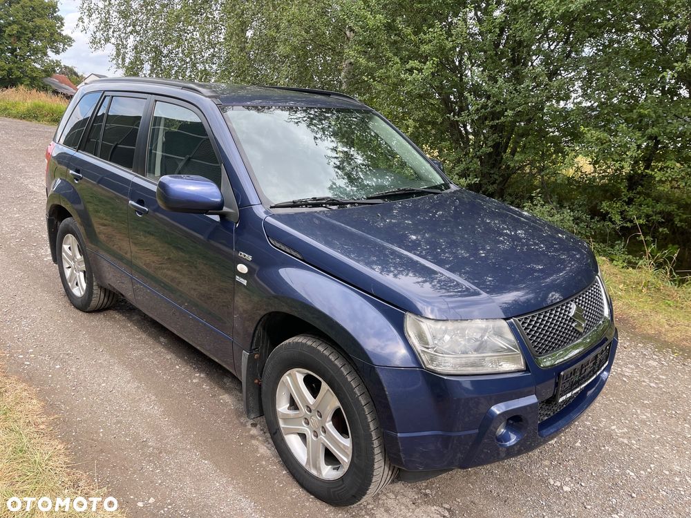 Suzuki Grand Vitara 1.9 DDiS Premium - 2