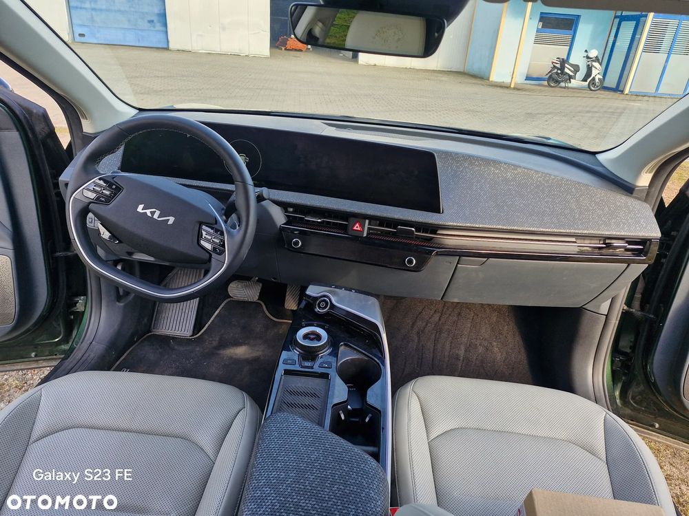 Kia EV6 77,4-kWh - 14