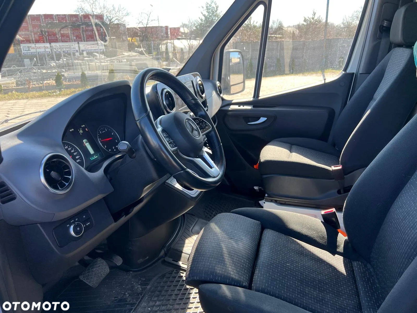 Mercedes-Benz Sprinter - 6