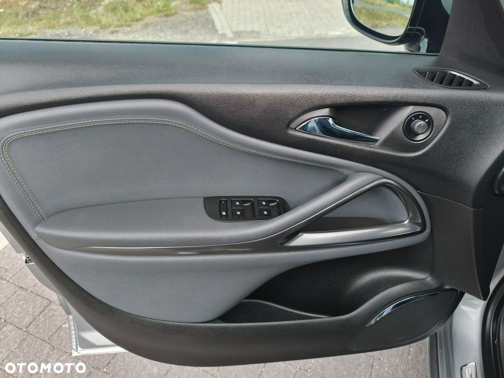 Opel Zafira - 27