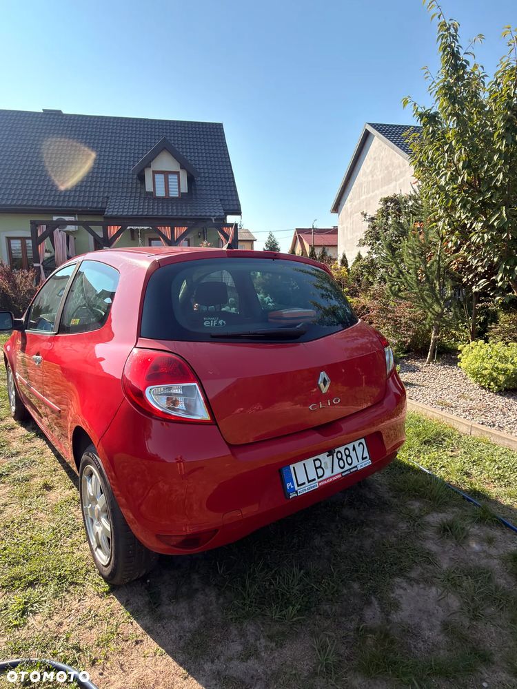 Renault Clio - 5