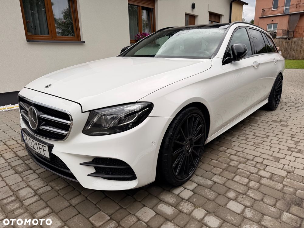 Mercedes-Benz Klasa E 220 d 4-Matic 9G-TRONIC - 8