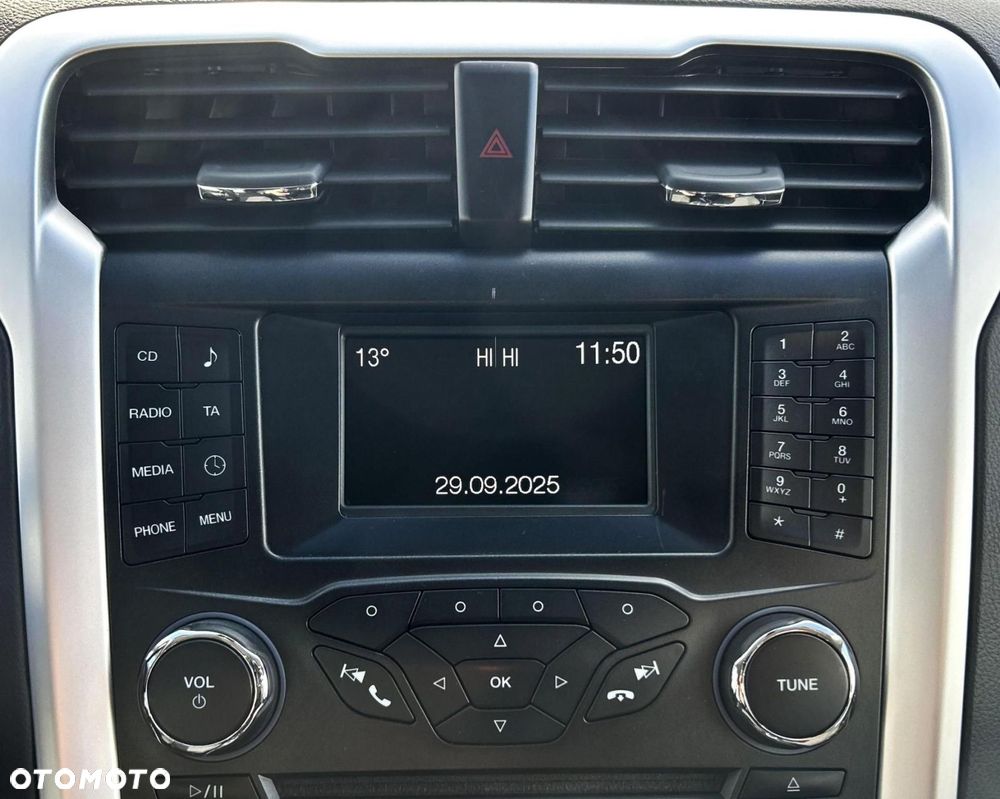 Ford Mondeo - 19