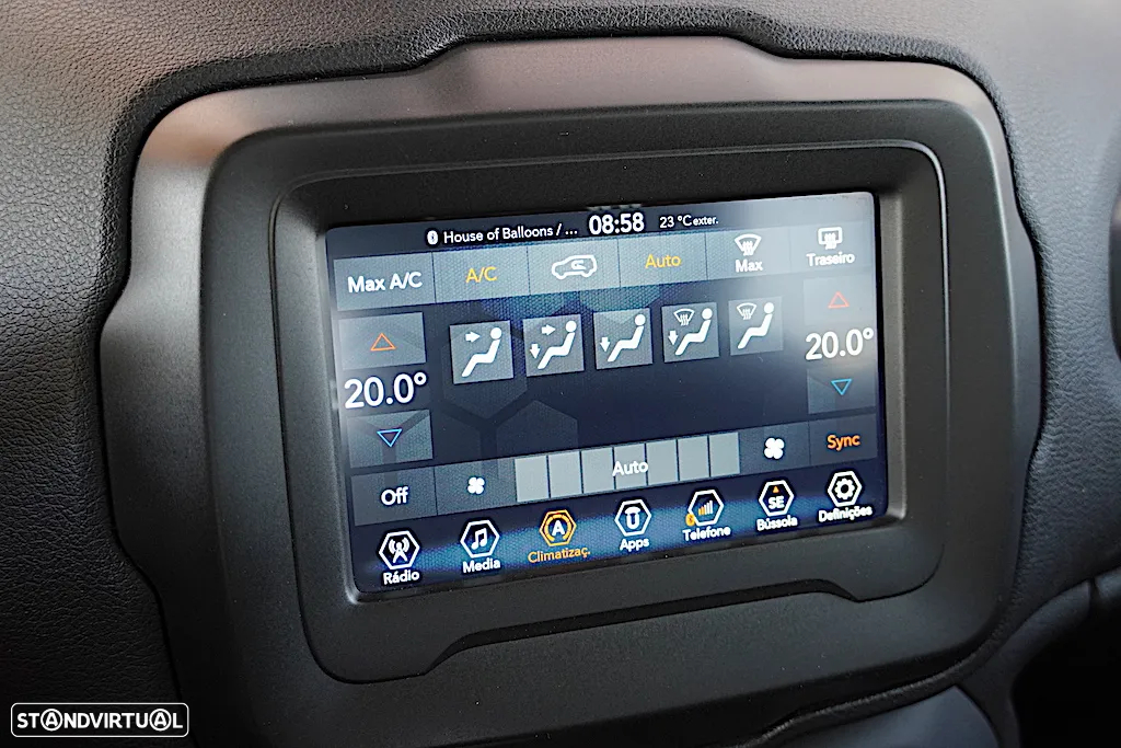 Jeep Renegade 1.3 T Limited DCT - 37