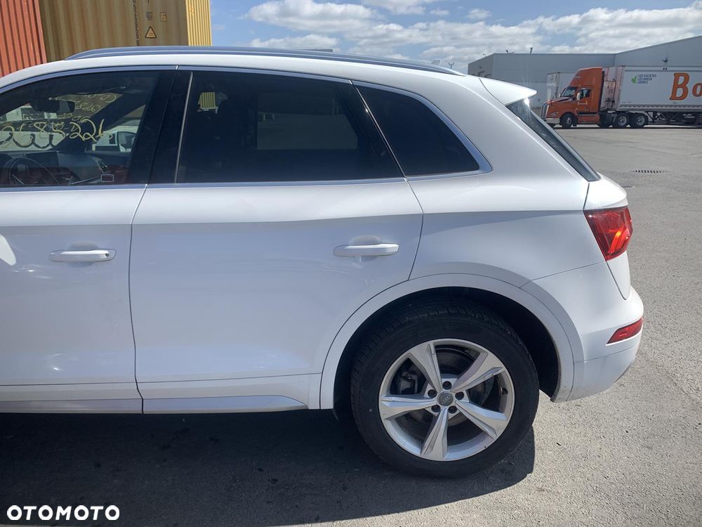 Audi Q5 2.0 TFSI Quattro S tronic design - 6