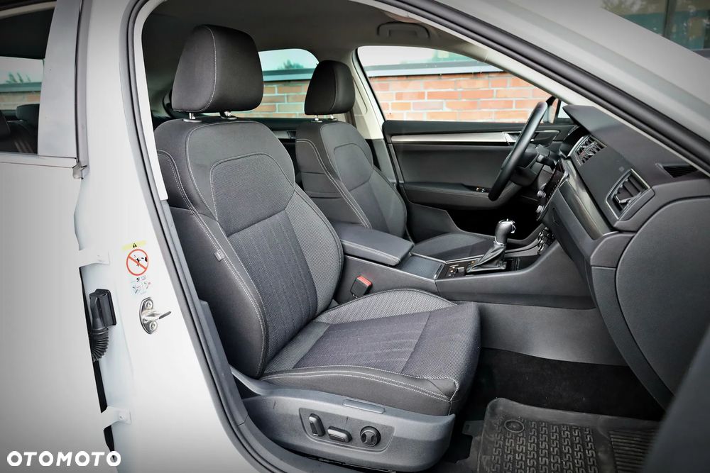 Skoda Superb 2.0 TSI Style DSG - 25