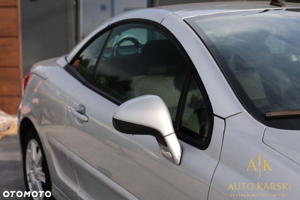 Peugeot 207 - 16