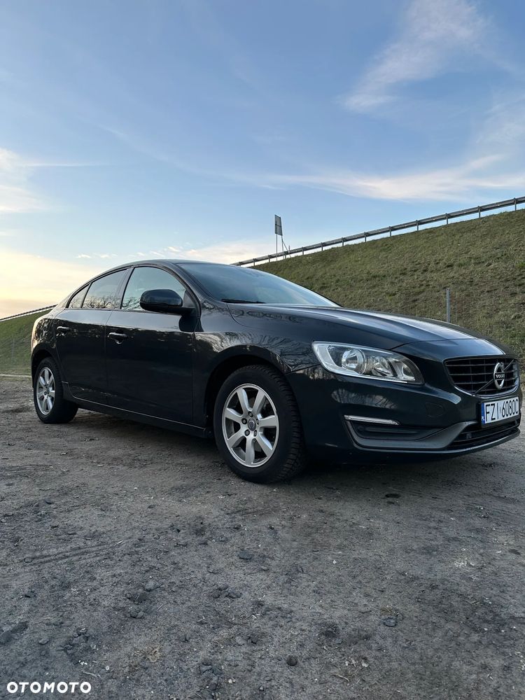 Volvo S60 D4 Drive-E Kinetic - 1