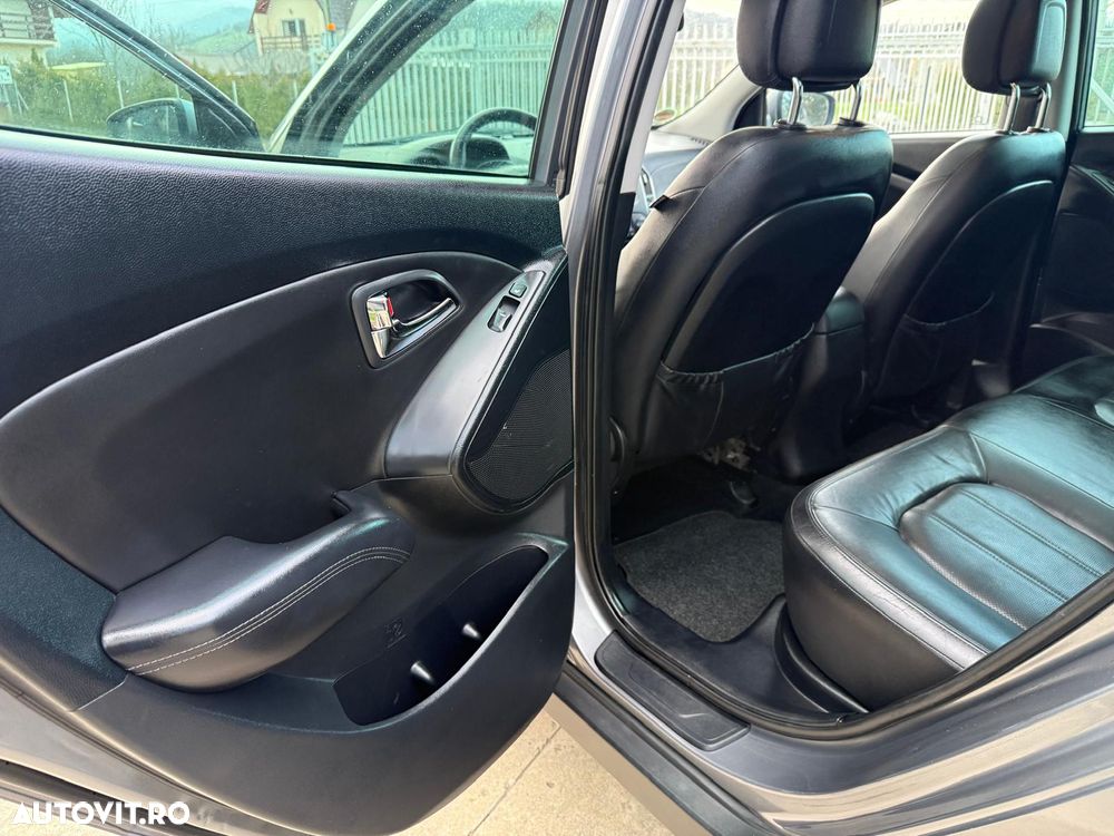Hyundai ix35 2.0 CRDI 4WD Automatik Style - 28